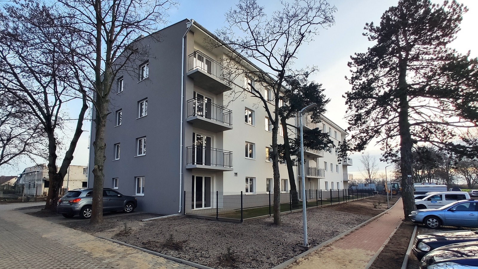 Zdjęcie budynku na wykonanym Osiedlu Parkowym.